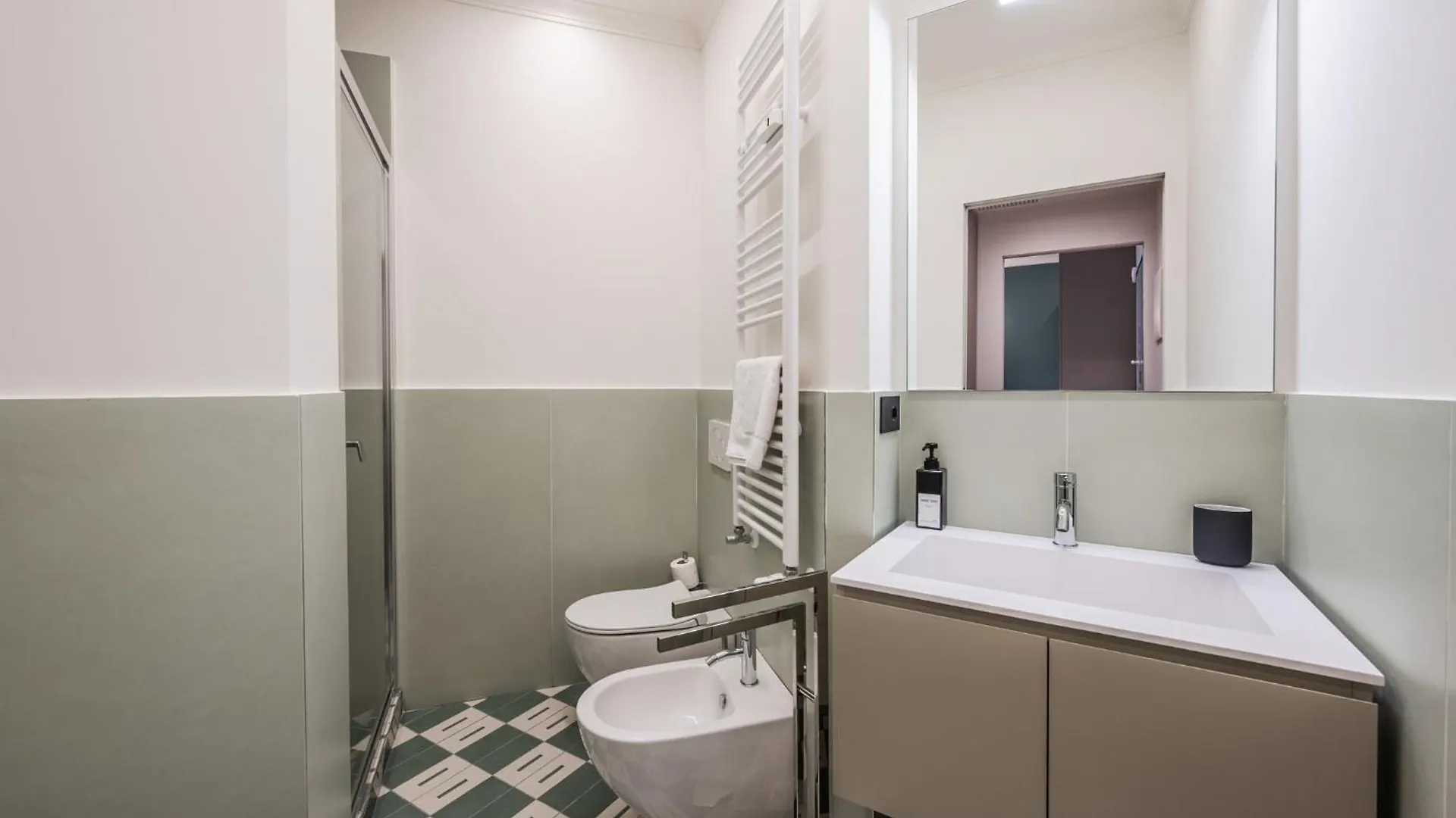 Design Studio In The Heart Of Milan Apartment